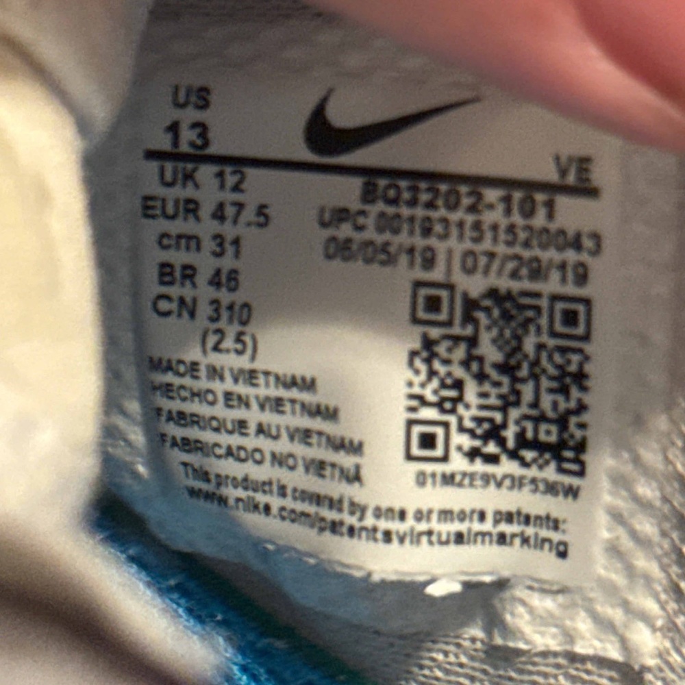 Nike Zoom Fly 3 white and black trainers